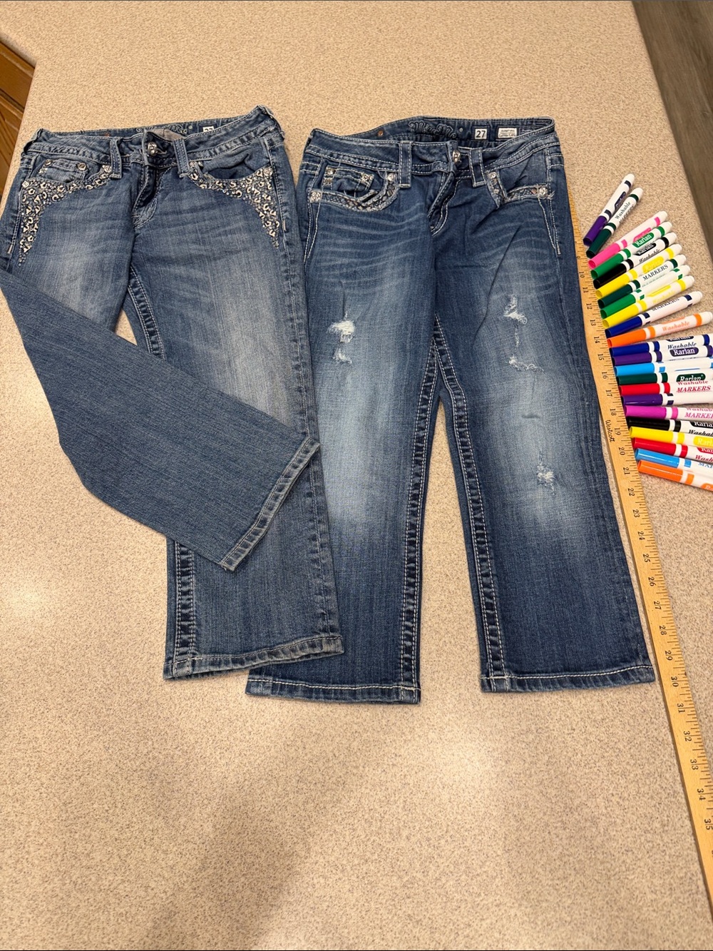 Miss me cuffed capri 2 pairWomen’s Blue Distressed Jeans - Stylish Midwash sz27